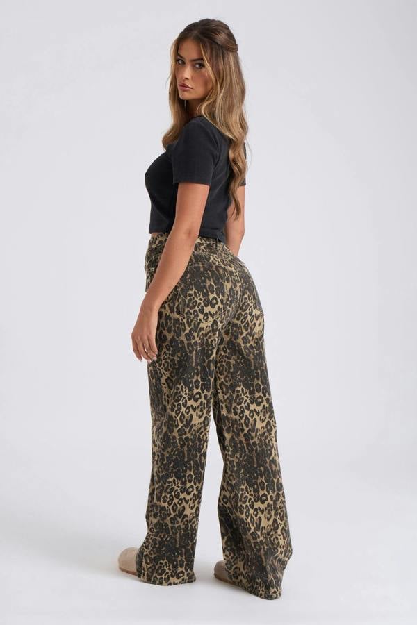 Urban Bliss Wide Leg Leopard Print Jean