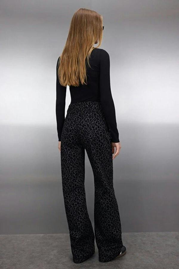 WOVCOR Suede Look Leopard Print High Waist Wide Leg Jeans