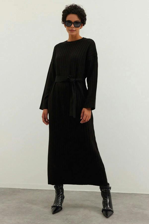 WOVCOR Ribbed Knitted Dress with Belt Detail