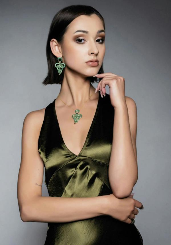 Latelita Viper Snake Drop Earrings Gold Emerald