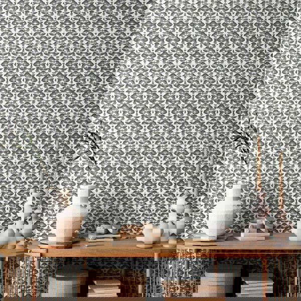 Hoopla Walls Retro Flower - Charcoal 10m Wallpaper