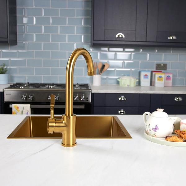 Flode kraft Solo | Industrial Style Single Lever 3 in 1 Instant Boiling Tap | Brushed Gold Finish