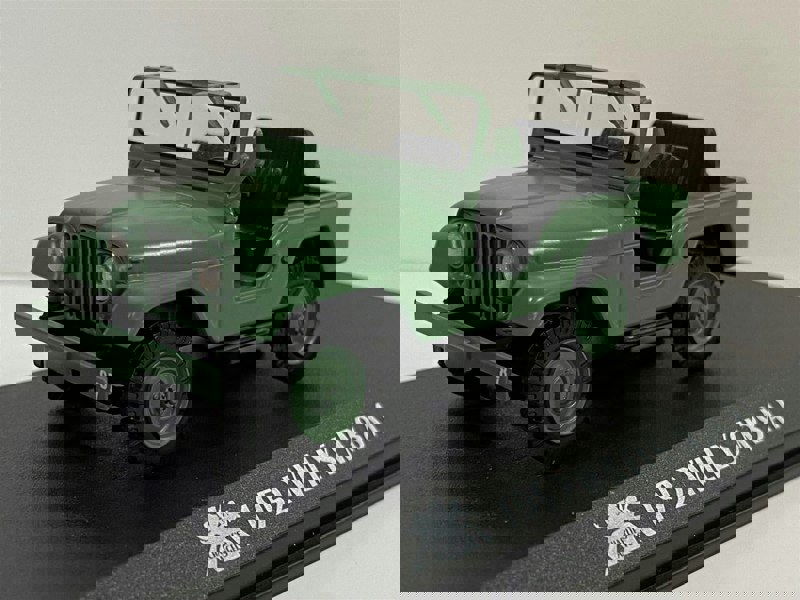 charlies angels 1952 willys m38 a1 green 1:43 scale greenlight 86606