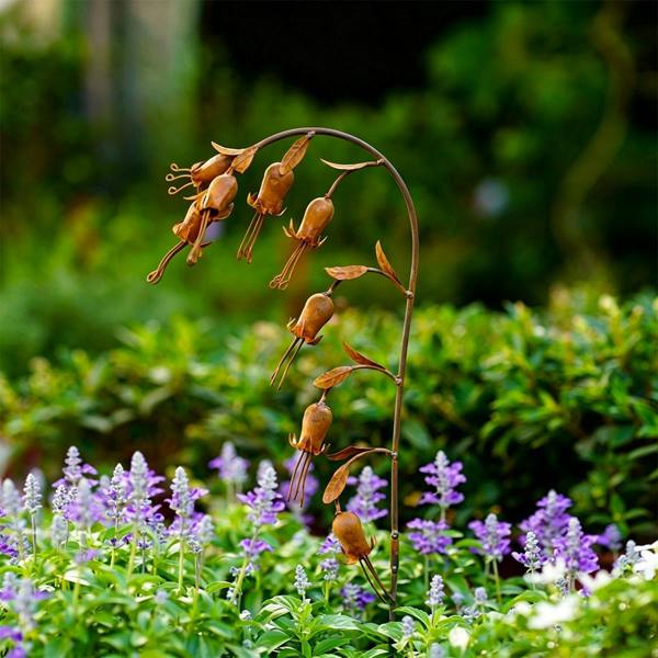 Leaper Vintage Lily of the Valley Ground Decoration