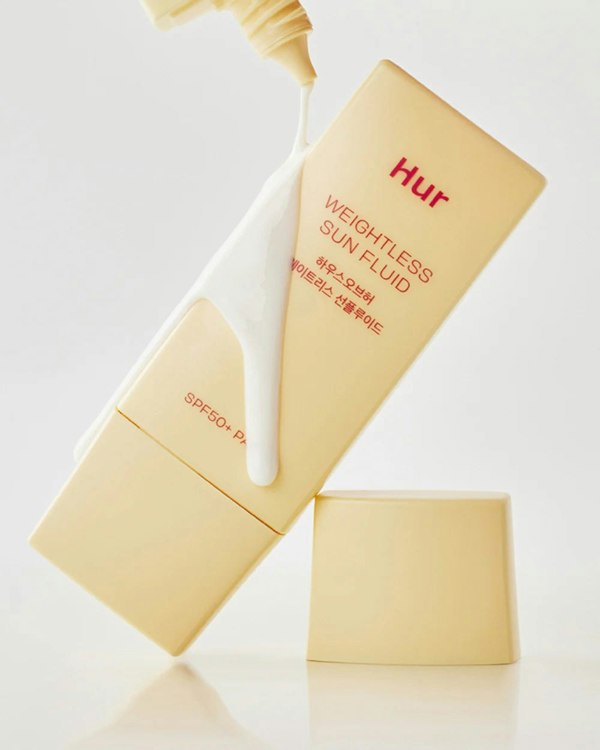 House of Hur Sun Fluid – Professional-grade "Breathable Guard" for achieving a fresh, protected, and high-definition "Glass Skin" base, shop at Atelier De Glow UK.