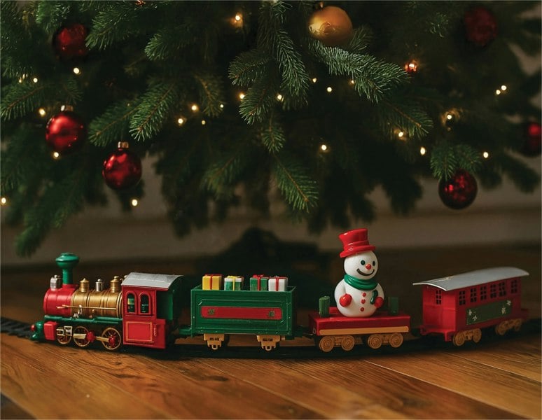 St Helens Christmas Music & Light Train Set