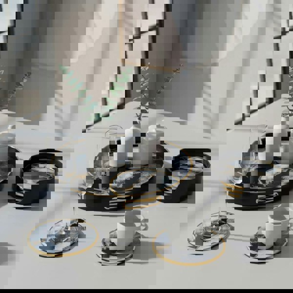 Maison des Cadeaux Round Black Abstract Tray & Coaster Set