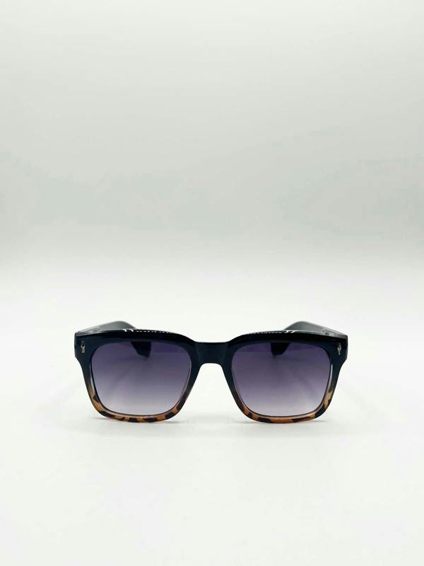Square Sunglasses in Black Leopard - svnx