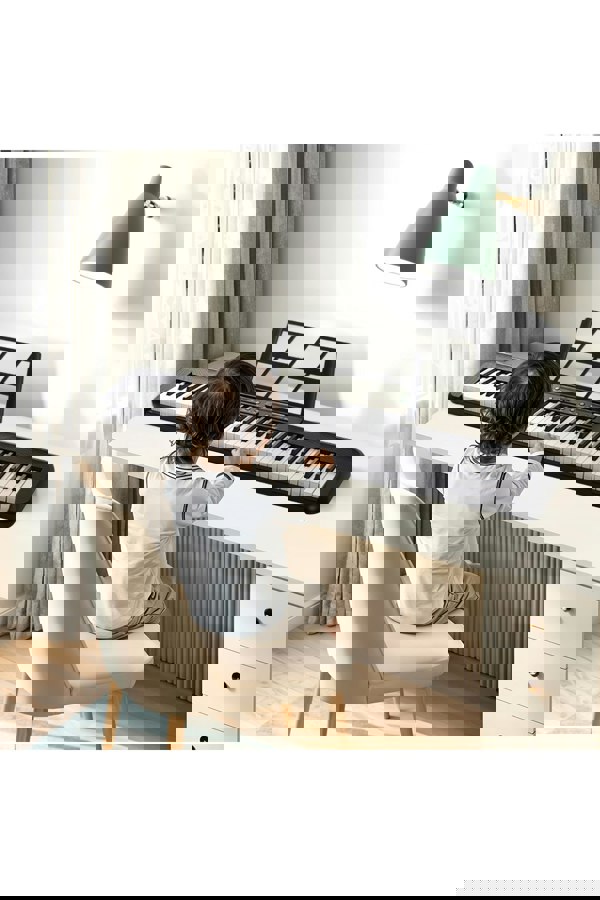 Living and Home 88-Key Electronic Keyboard