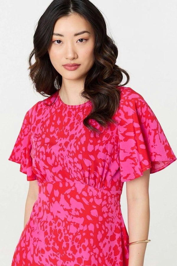 Red | Printed Angel Sleeve Knee Length Dress
