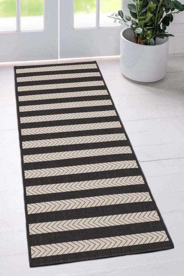 County Stripe Rug – Indoor/Outdoor Use