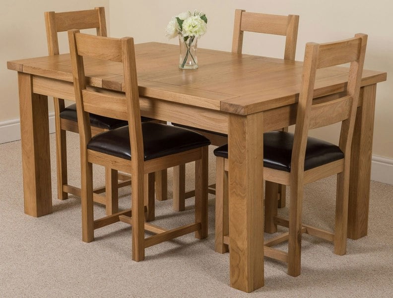 That's Furniture Seattle Oak Extending Dining Table with Lincoln Oak Chairs