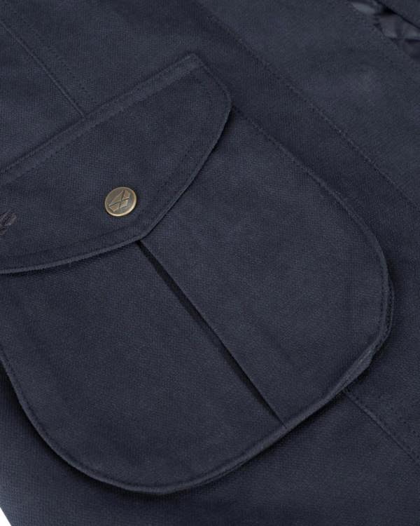 Close-up of Hoggs Ladies Struther Coat showing waterproof zip and protective collar