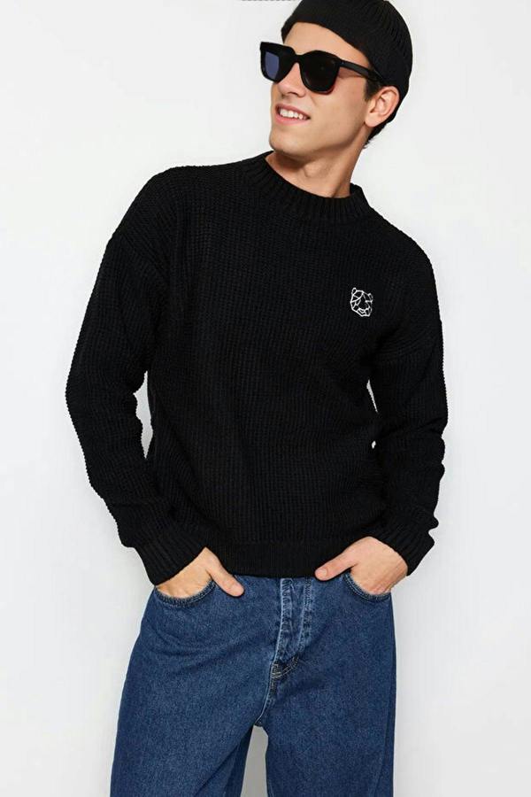 WOVCOR Crew Neck Embroidered Knit Men's Sweater