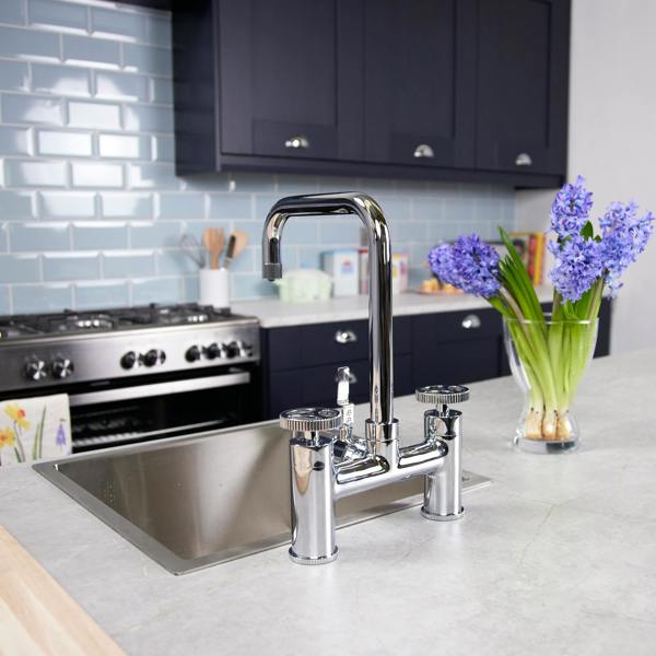 Flode kraft | Industrial Bridge Style 3 in 1 Instant Boiling Tap | Polished Chrome Finish