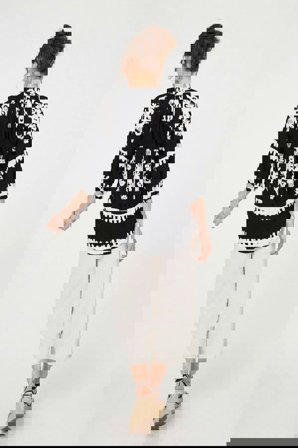 Black | Ikat Print 3/4 Sleeve Relaxed Blouse
