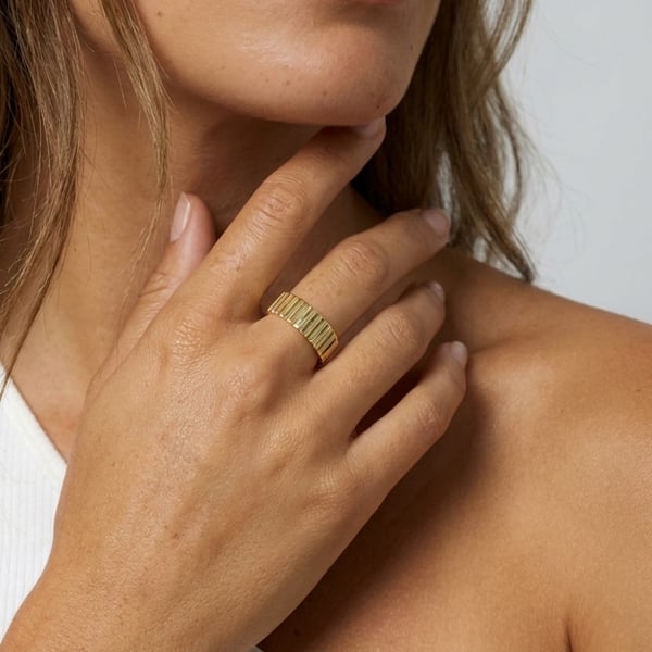 MUCHV Thick Textured Croissant Ring