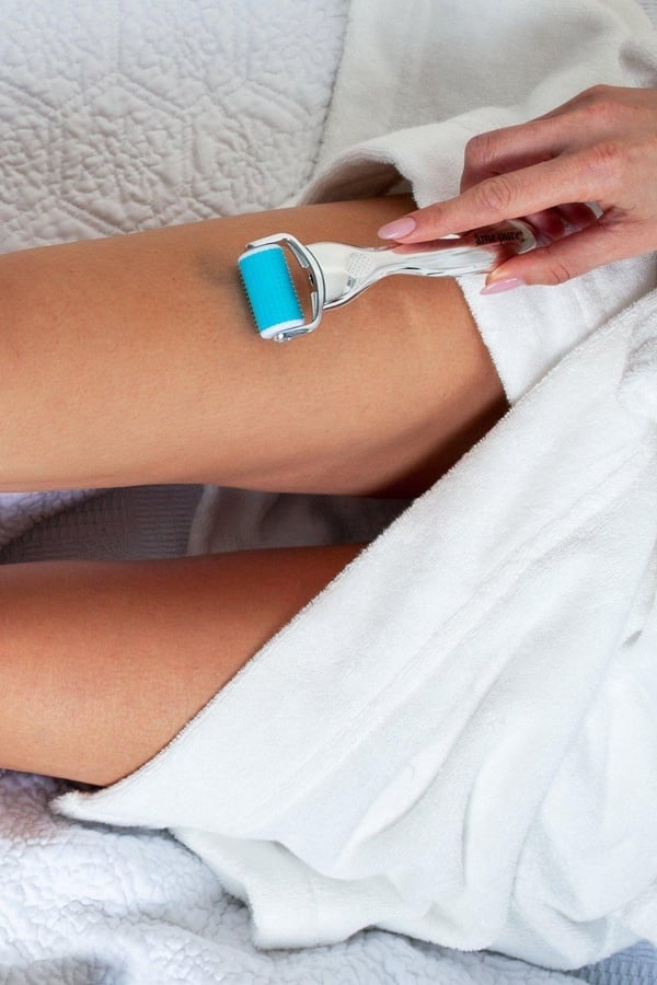 Âme Pure CIT BODY ROLLER - Microneedling Derma Roller For Cellulite, Stretch Marks & Scars