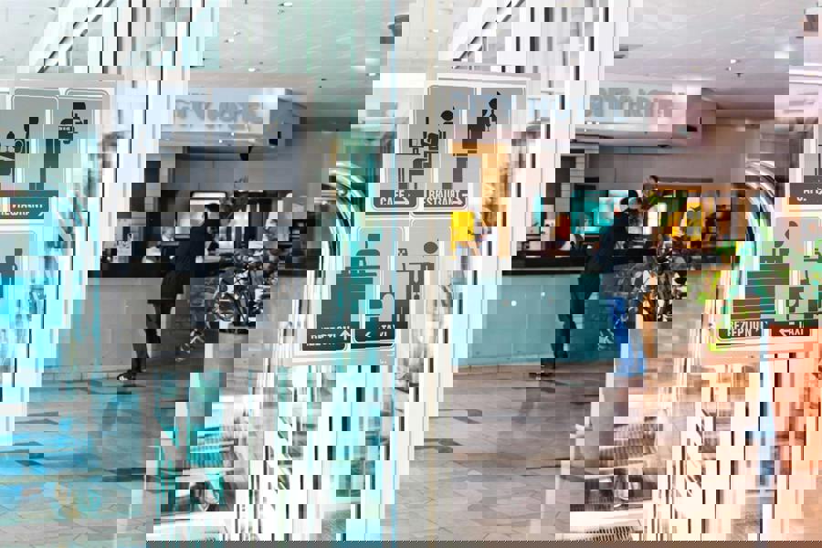 Durable DURAFRAME Self Adhesive Magnetic Signage Frame | A4 Silver