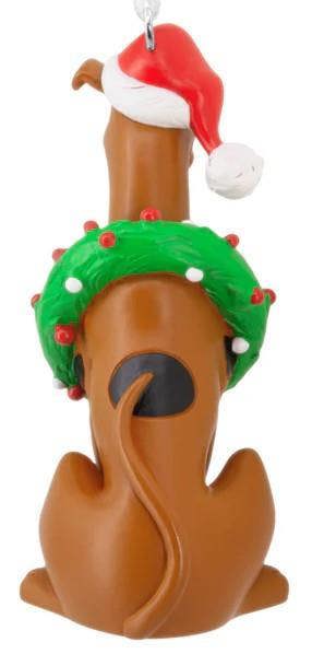 Scooby Doo with Wreath Christmas Tree Ornament