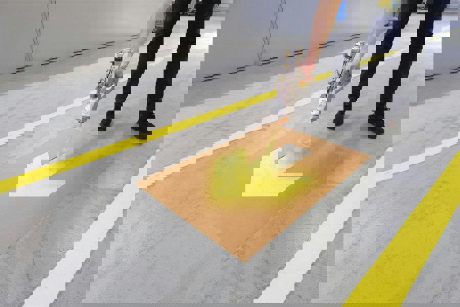 Durable DURALINE EasyMover Handheld Marking Paint Gun | Compact Spray Can Tool