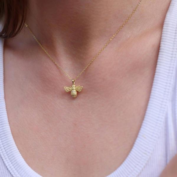 Spero London Matte Bumble Bee Sterling Silver Necklace