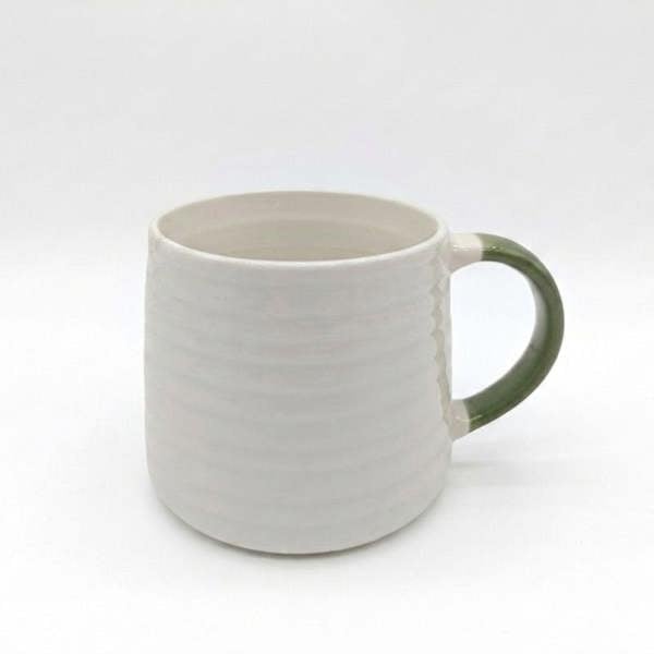 Ceramic Coffee Tea Mug 13oz Ribbing Textured Green Painted Handle x2
