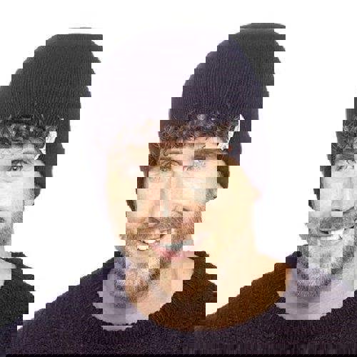 KAV Beanie Hat Knitted Winter Hat with Built-in LED Light, Hands-Free Visibility for Workwear, Jogging, Dog Walking, Fishing & Camping