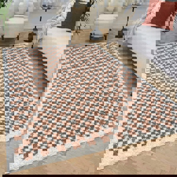 Moodi Shaggy Brown Rug, Tartan design, soft and comfortable pile | THE RUGS