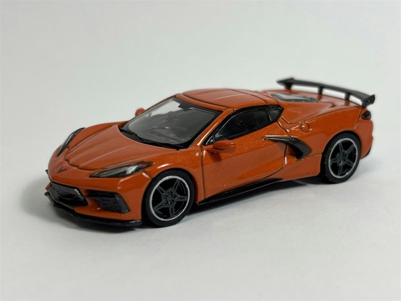 Mini GT Chevrolet Corvette Stingray 2020 Sebring Orange Tintcoat RHD 1:64 Mini GT MGT00227R