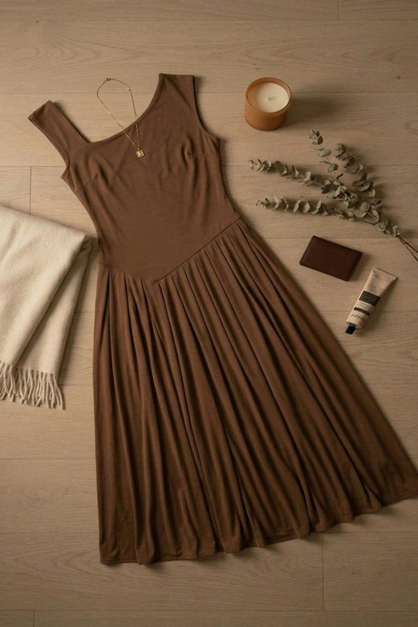 Tylah Short Sleeve Pleated Relaxed Maxi Dress - Brown