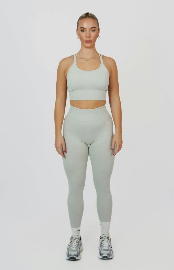 V3 Apparel Form Seamless Scrunch Leggings & Sports Bra Set - Light Grey