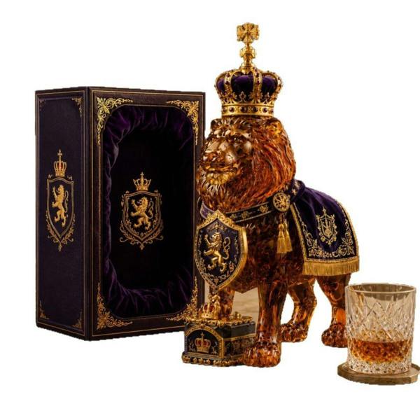Leaper Lion King Wine Bottle Ornament