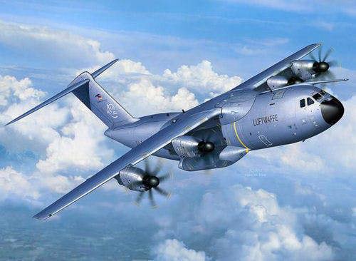 Revell British Airbus A400M Atlas (1:72 Scale)