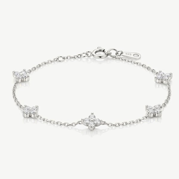 MUCHV Dainty Hydrangea Bracelet