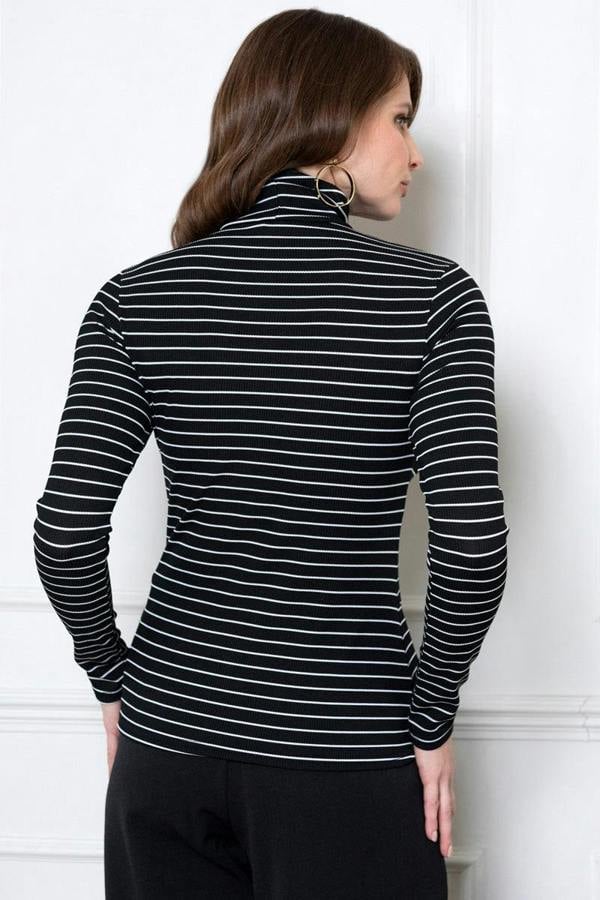 HotSquash Turtle Neck Top