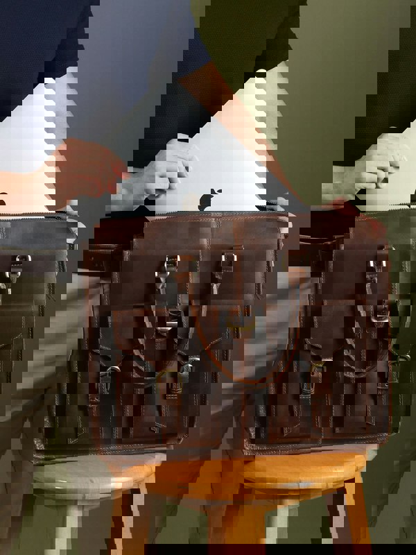 Garrison Leather Laptop Messenger Bag - DÖTCH CLUB