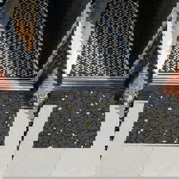 JVL Canyon Scraper Rubber Doormat 45x75cm, Black