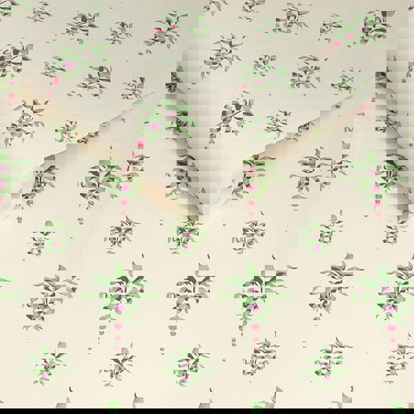 Cath Kidston Cath Crest Wallpaper | Cream