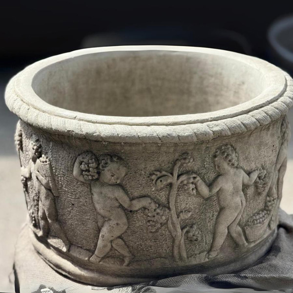 OSN Large Round Stone Cherub Pot Planter