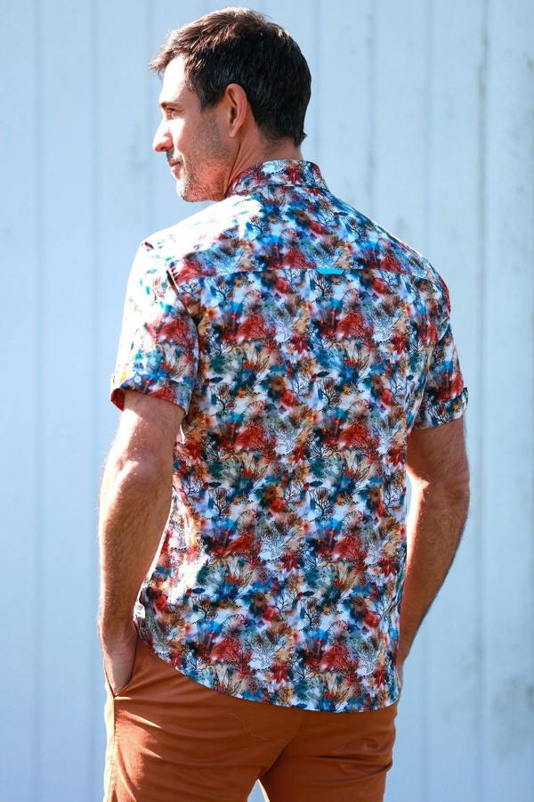 WATERCOLOR REEF SHORT SLEEVE SHIRT – Premium Men's Patterned Shirt by Claudio Lugli | Bold Design, Tailored Fit, Best Printed Shirts