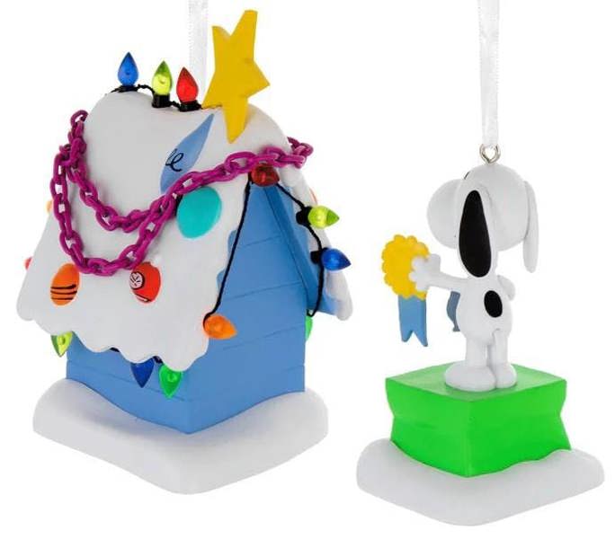 Peanuts/Snoopy - A Charlie Brown Christmas Set of 2 Christmas Tree Ornaments (Charles M Schulz)