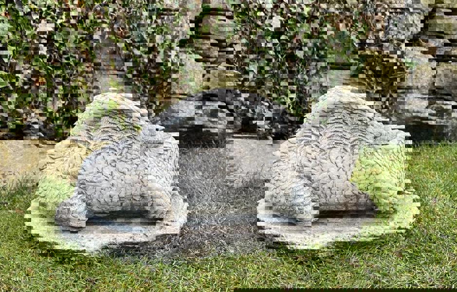 Medium Sleeping Stone cast Dragon