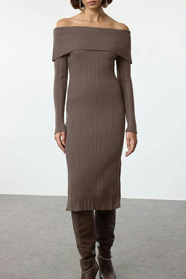 WOVCOR Midi Knit Basic Carmen Collar Dress