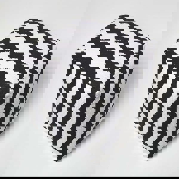 HOMESCAPES Black and White Chevron Style Bean Footstool