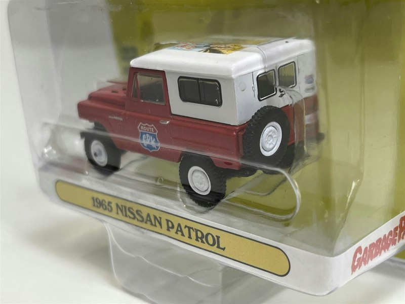 Greenlight 1965 Nissan Patrol Garbage Pail Kids Hitchhike Mike 1:64 Scale 54030C