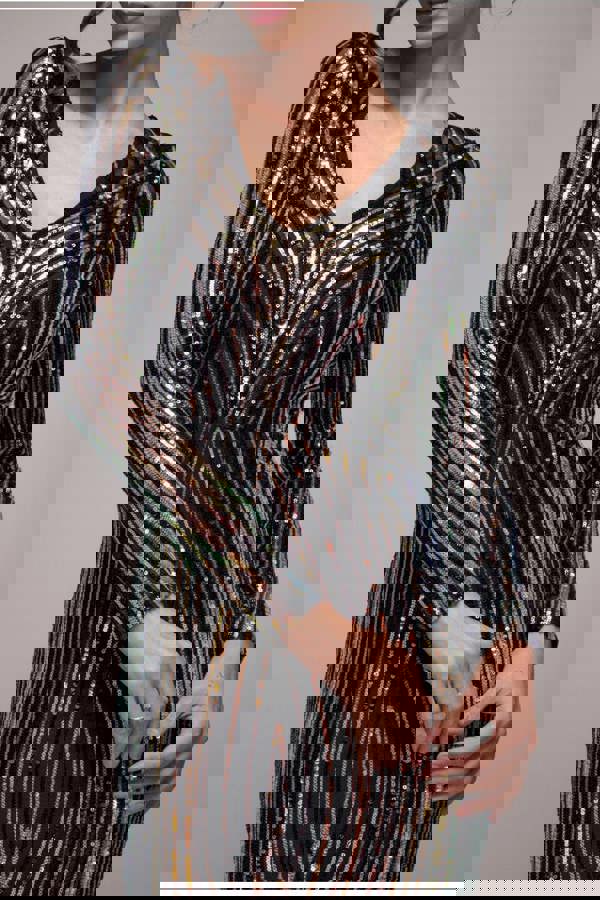 Two Toned V Neck Sequin Maxi - Black DR3494