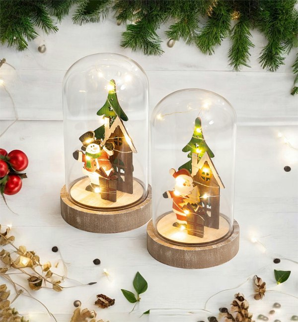 St Helens Festive Cloche Scene (Snowman)