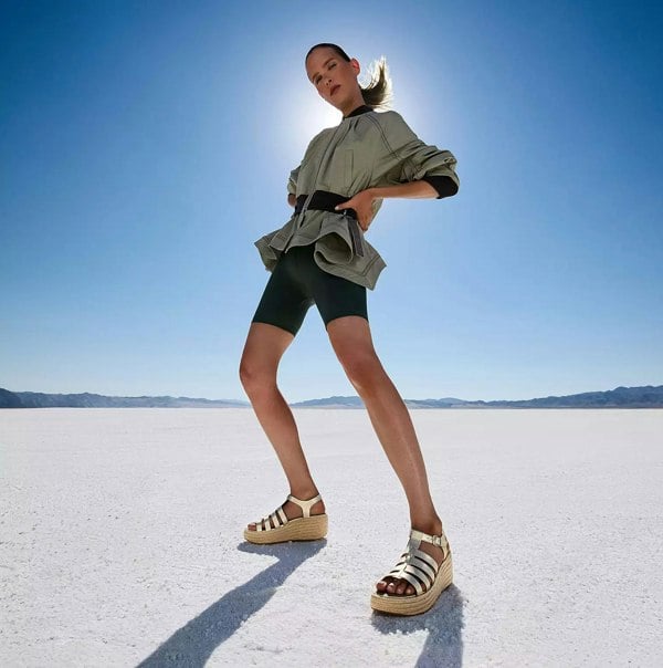 FitFlop PLATFFORMS ESPADRILLE Womens Wedge Sandals Platino