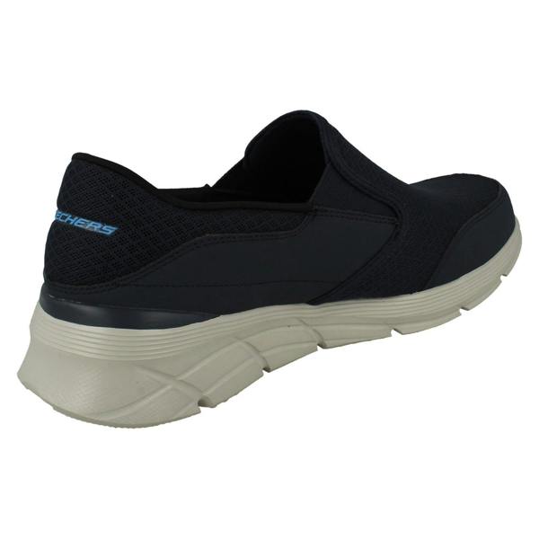 Skechers Mens Skechers Slip On Casual Trainers Persisting 232017